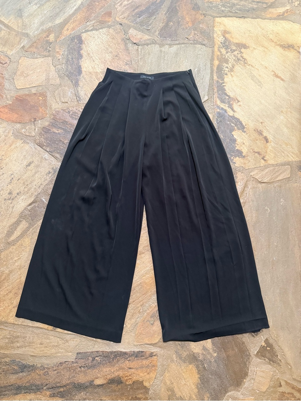 Ann Taylor Black Wide-Leg Trousers 4 Petite